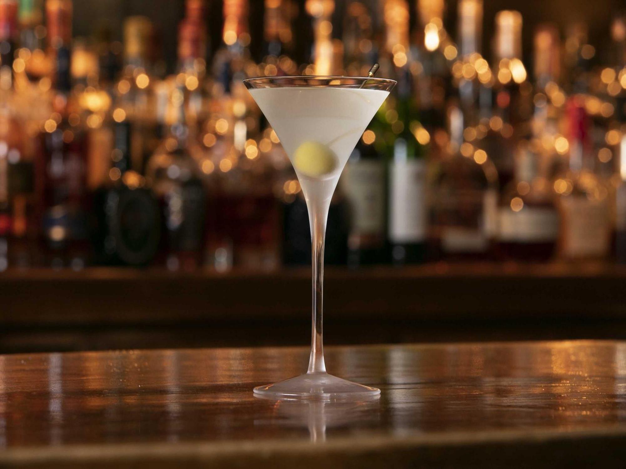 Nagoya Kanko Hotel Eksteriør billede A dry martini