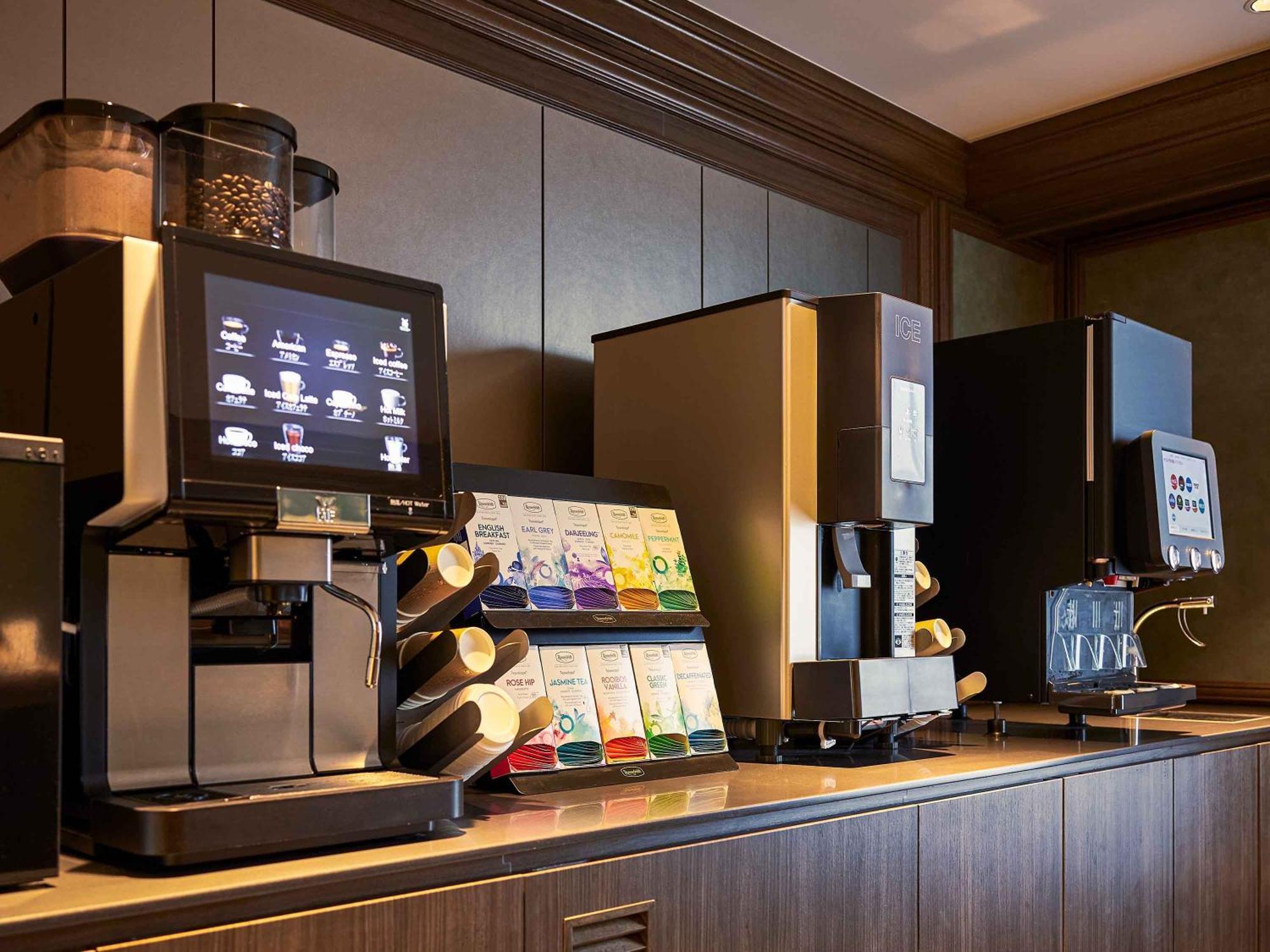 Nagoya Kanko Hotel Eksteriør billede A coffee machine
